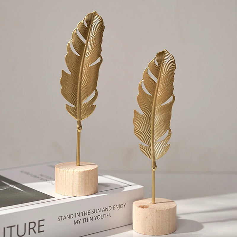 Nordic Gold Ginkgo Leaf Sculpture - Luxury Home & Office Decor Ornament