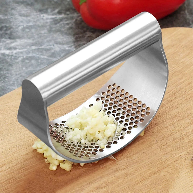 Original Garlic Press Curved - Martsgaia